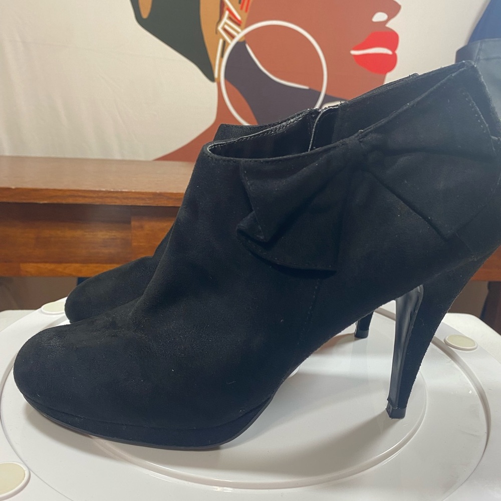 Black Suede Bootie with Side Bow bootie Size 11M great condition only worn 1x
